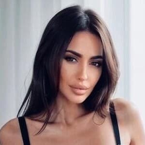 lara_xo